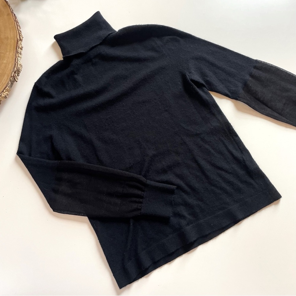 Neiman Marcus Cashmere Collection Black Mesh Sleeve Turtleneck Sweater | Small